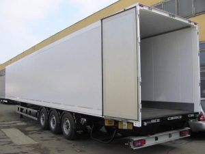 Доставка вантажів ізотермічною вантажівкою